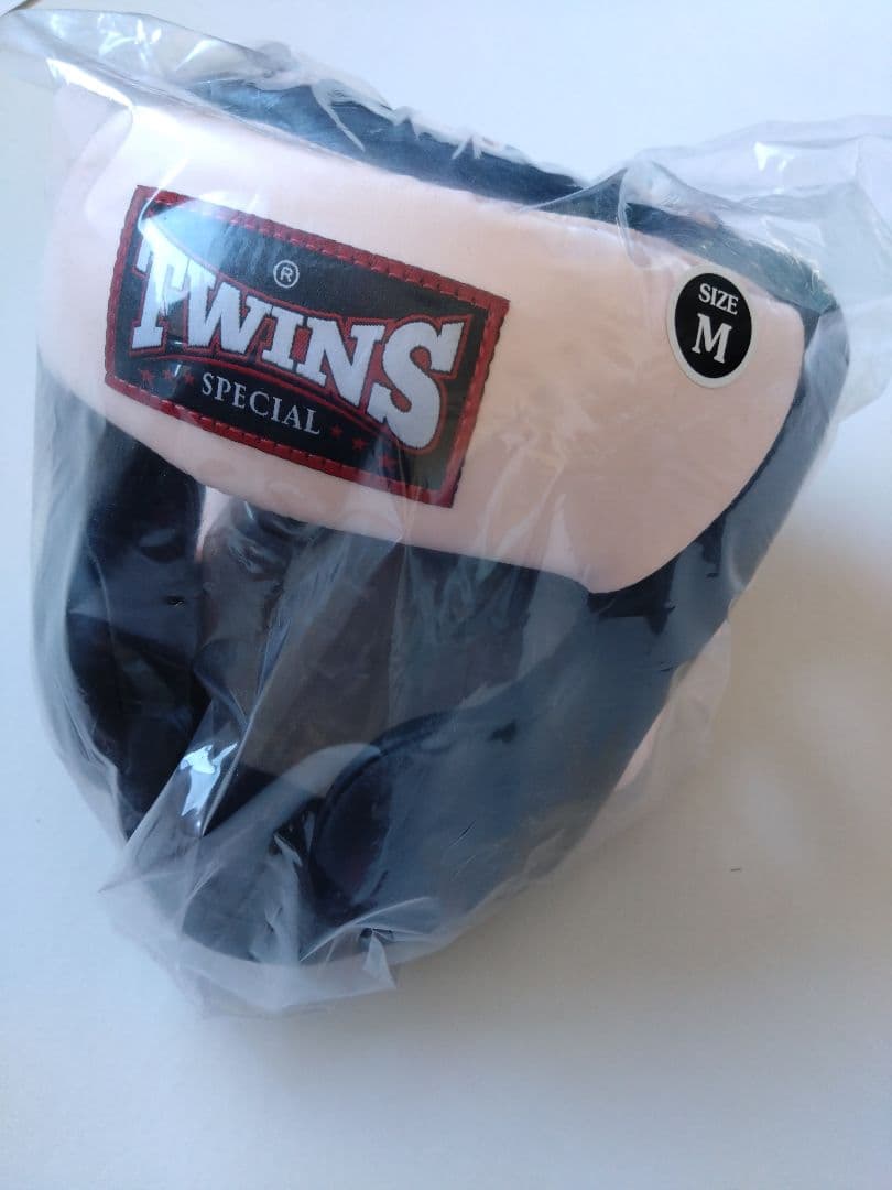 【ペチ】【新品未使用】TWINS SPECIAL ヘッドギア Mサイズ