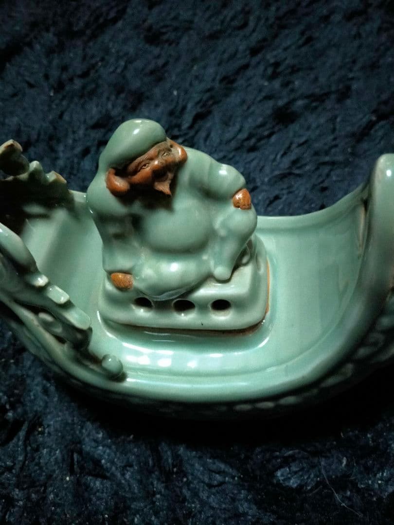 鍋島青磁大黒船香炉