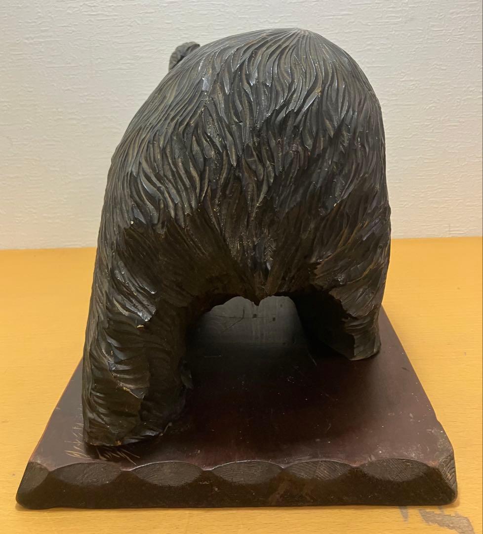 【工芸品/熊/置物】木彫り　木彫　彫刻　縁起物　インテリア　台座付き