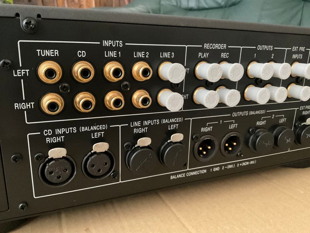 楠*雄様 Accuphase C-2410 　コントロールアンプ