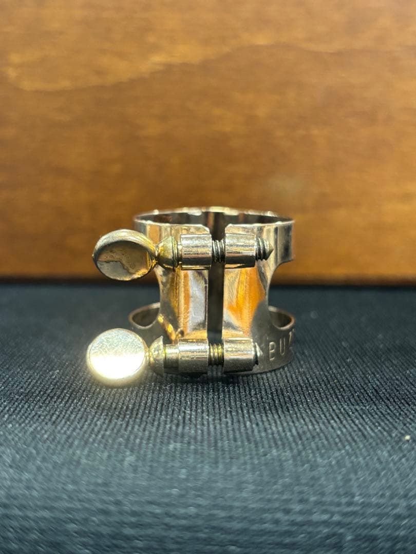 BUZZ テナーサックスリガチャー　ピンクゴールド