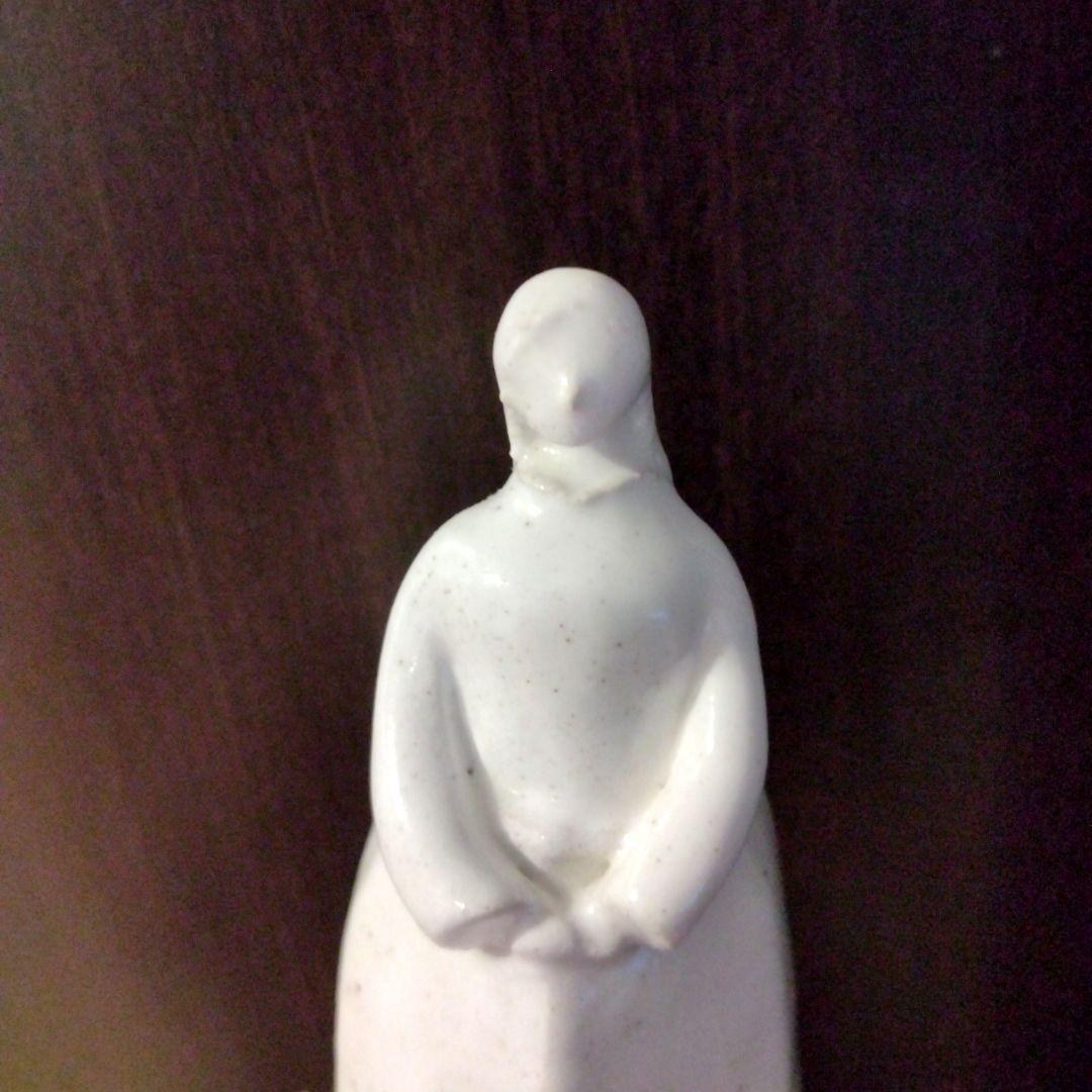 安部太一　陶器　人形　白釉人形