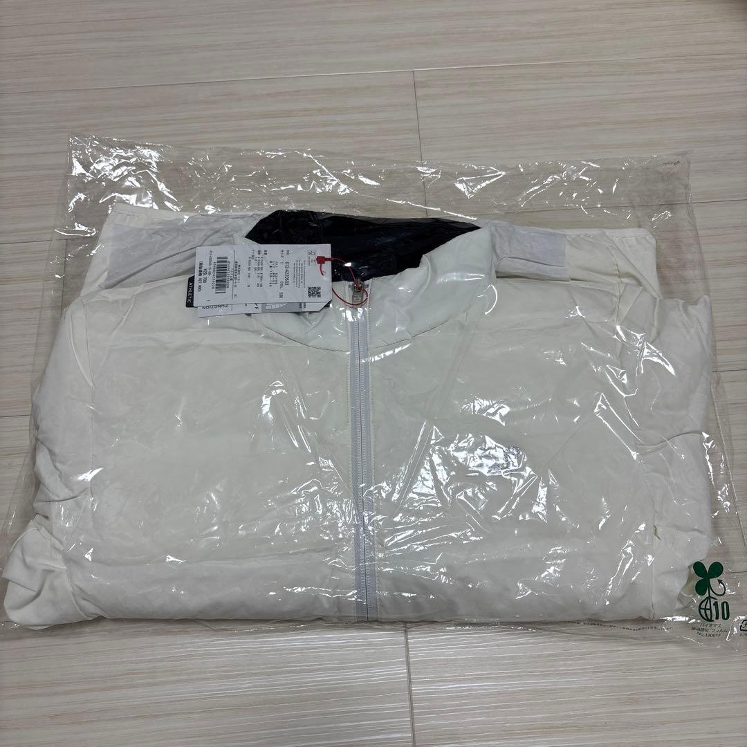 新品　ニューバランスゴルフ　ダウン入りジャケット　アイボリーホワイト　アウター