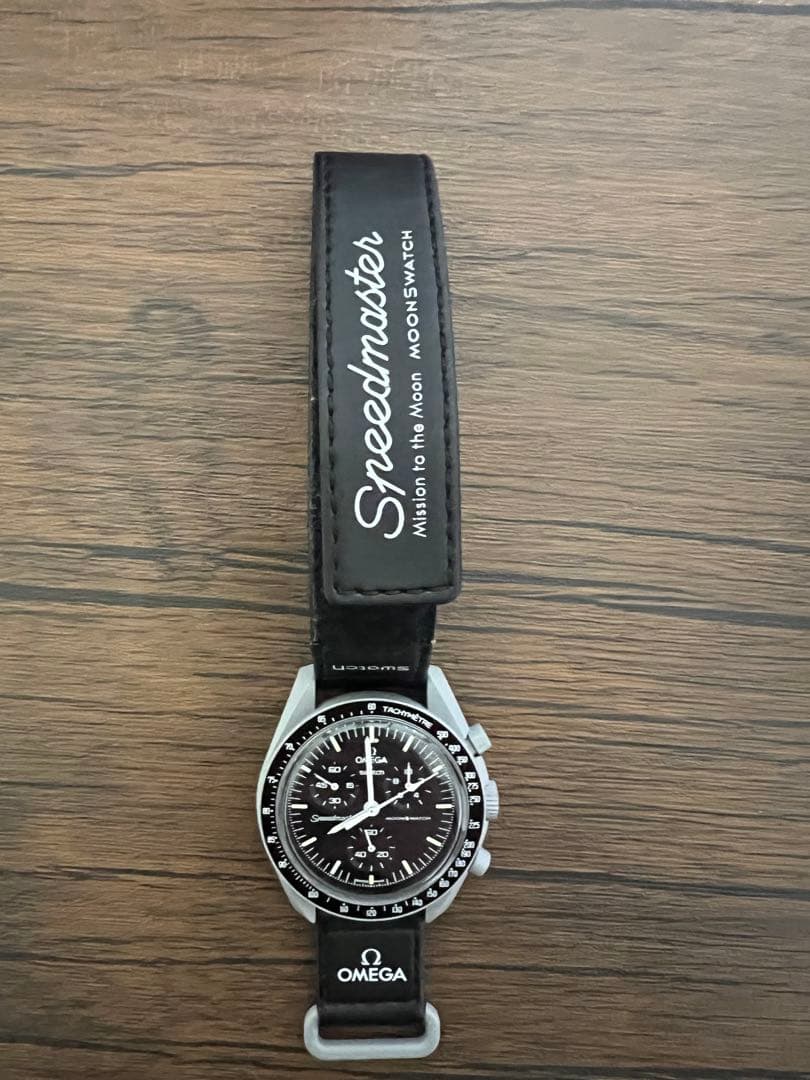 OMEGA × swatch MISSION TO MOON