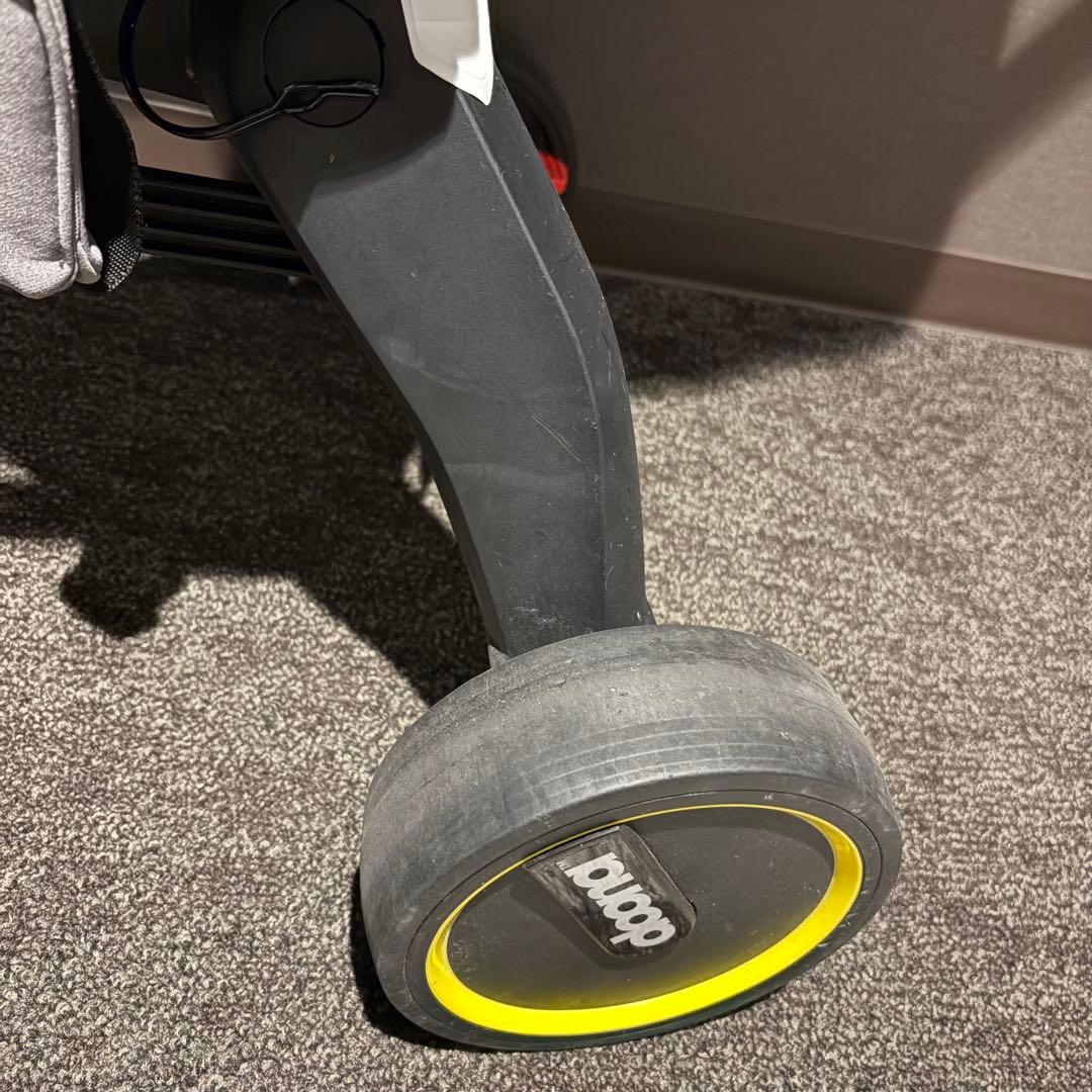 リキトライク(doona)手押し付き・折りたたみ三輪車