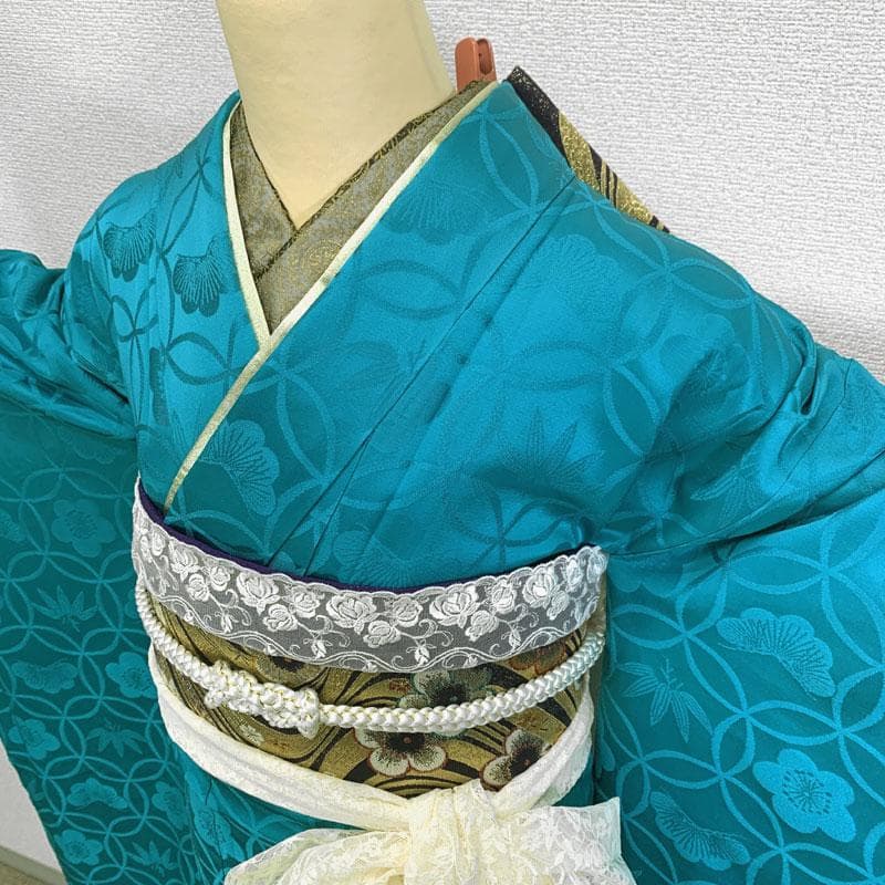 506z11, 503u32〇三松取扱い 花がぁる 色無地振袖 松竹梅〇美品