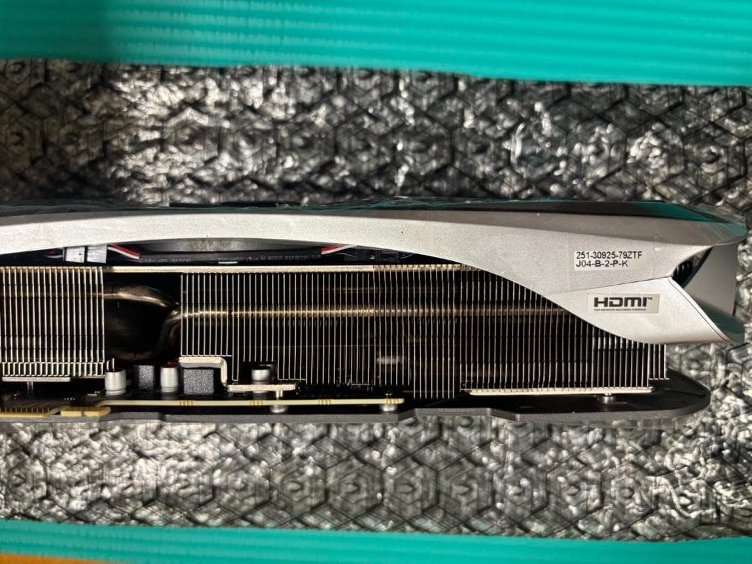 ZOTAC RTX 4070Ti AMP Extreme AIRO+おまけ