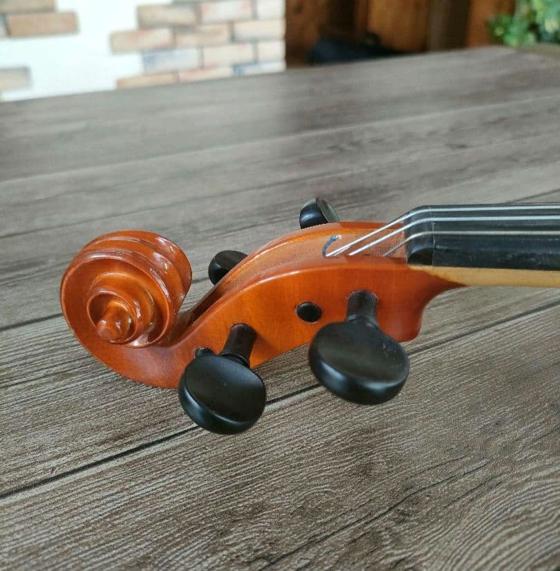 ARS MUSIC　チェコ　アースミュージック №024 4/4 2011年製