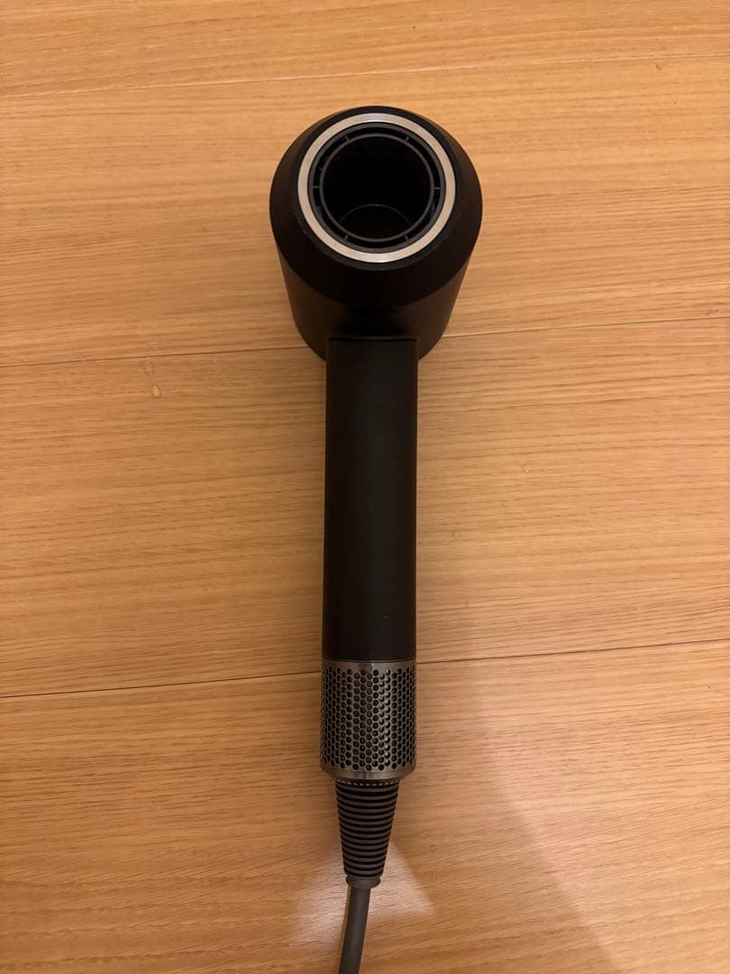 Dyson Supersonic ionicイオンヘアドライヤー HD03