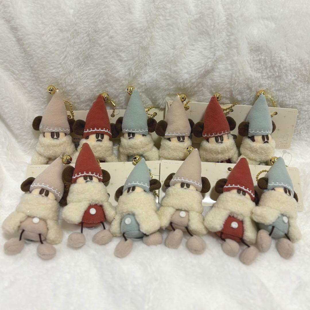 ディズニー　クリスマス 2025 リルリンリン　ぬいぐるみチャーム　新品　セット