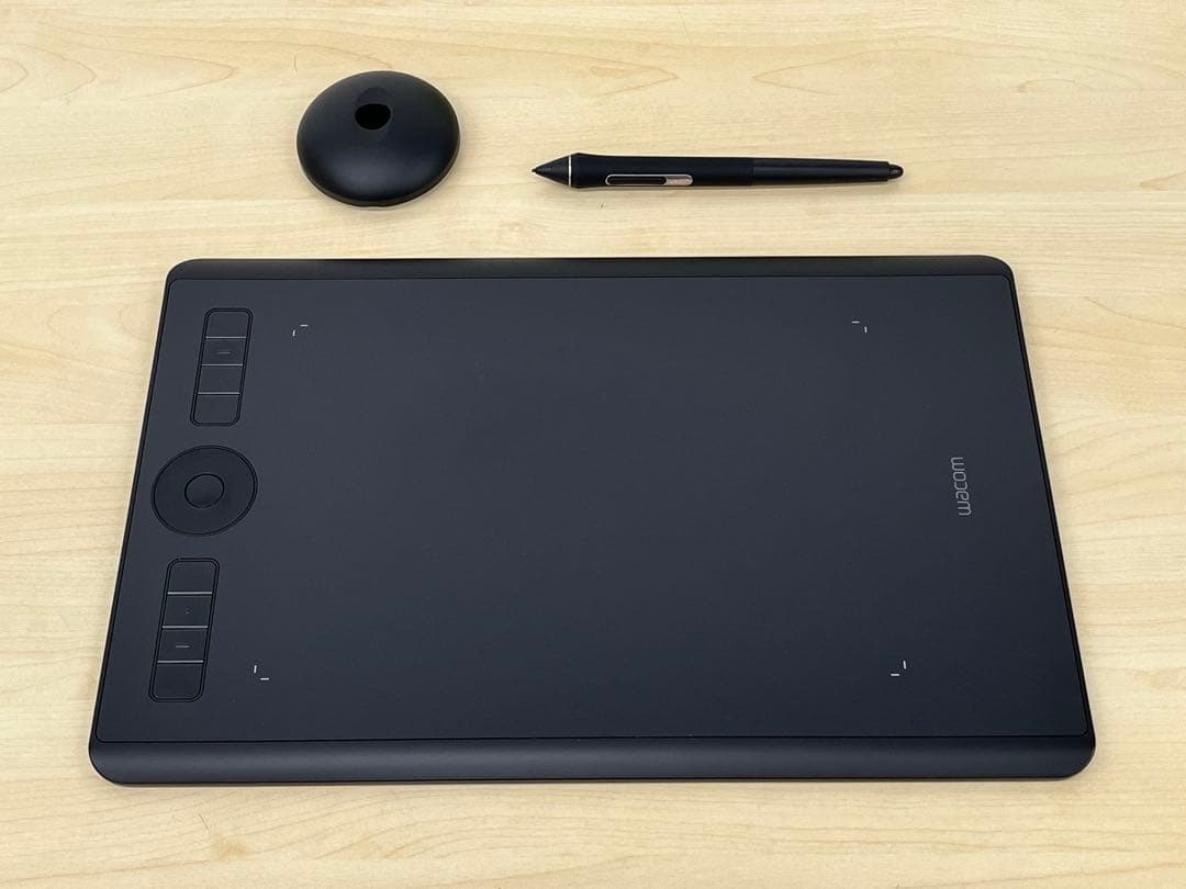 液タブ・ペンタブ WACOM intuos pro medium PTH-660