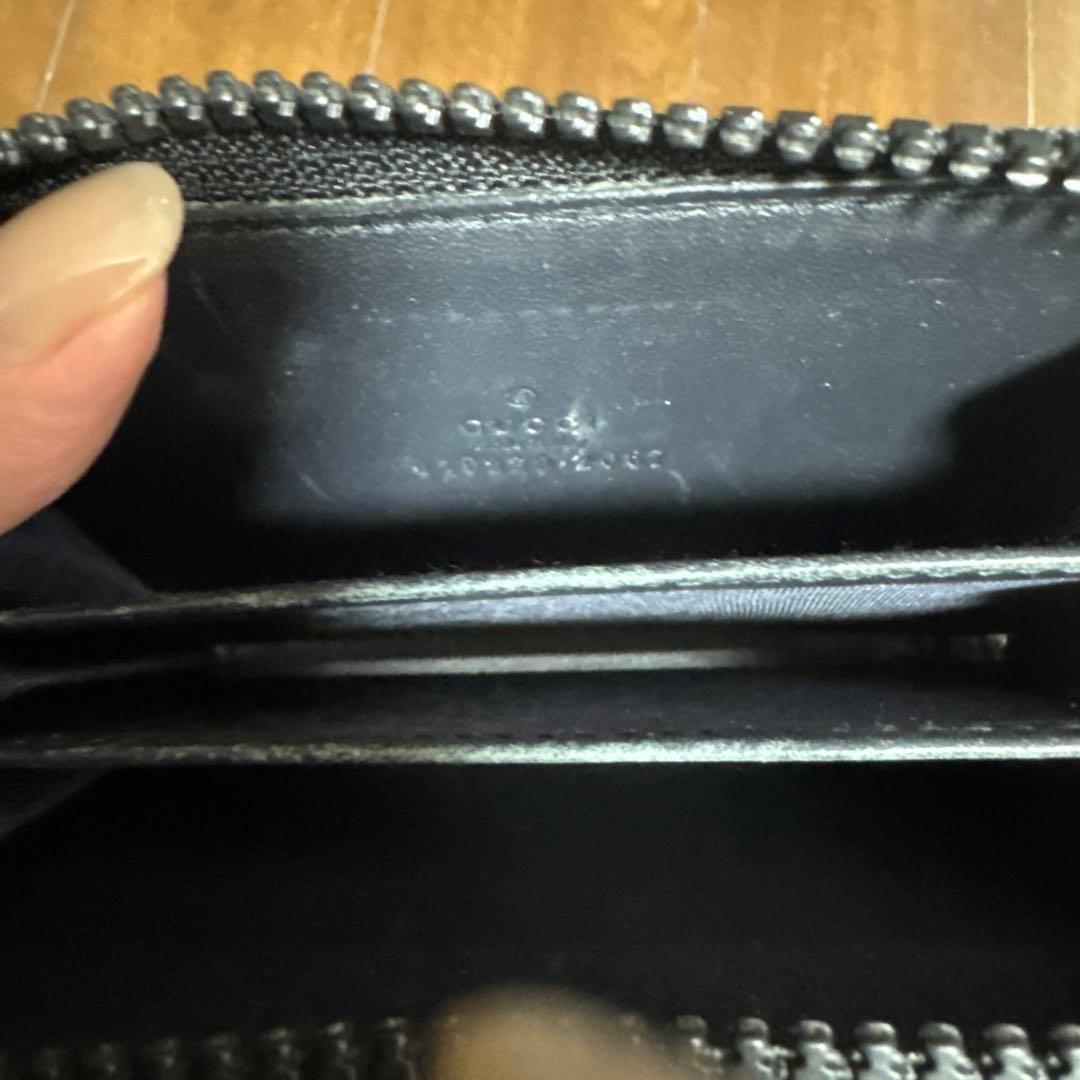 GUCCI フラワーパターン ケース