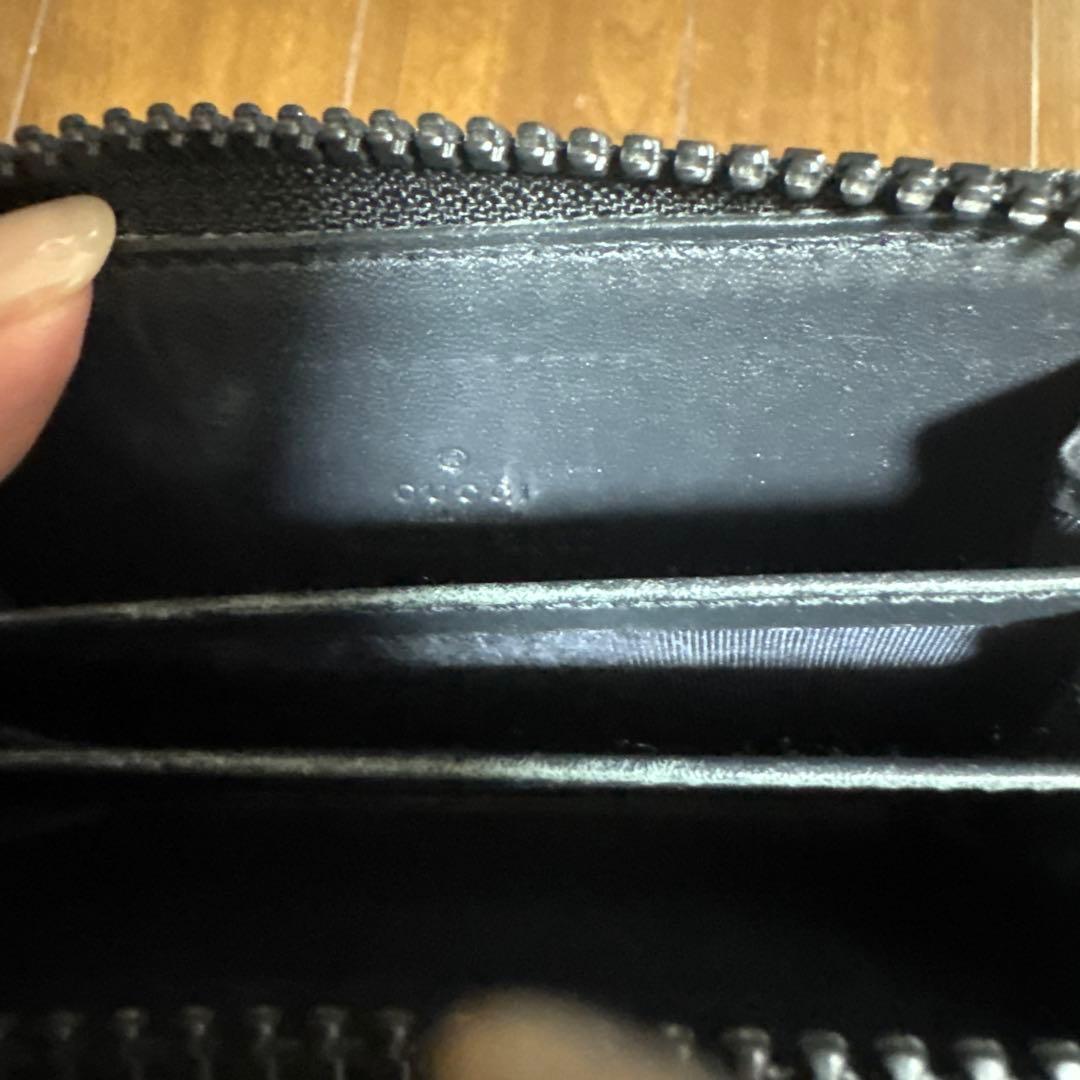 GUCCI フラワーパターン ケース