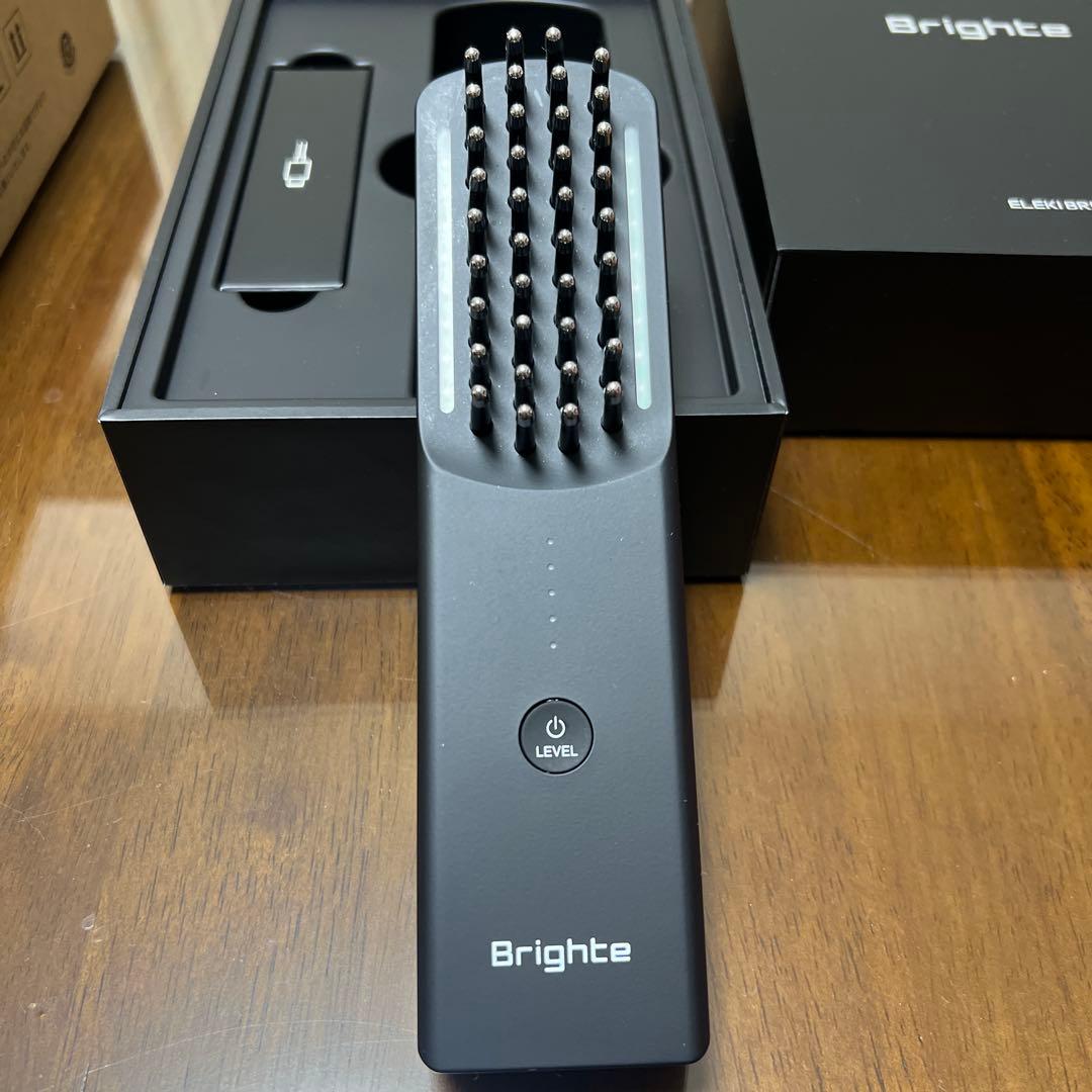 Brighte ELEKI BRUSH 【化粧水付き】