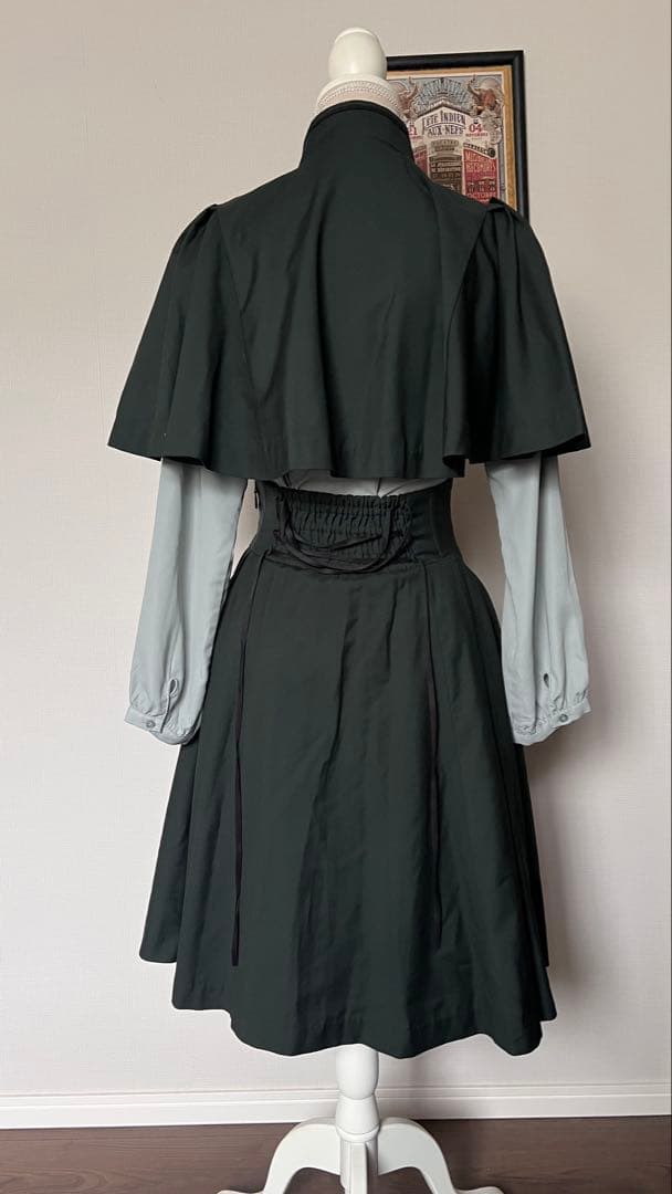 Sheglit Orléans ケープ&スカートセット