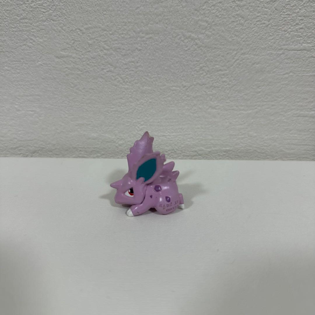 ポケモン　モンコレ　初期　ニドラン♂