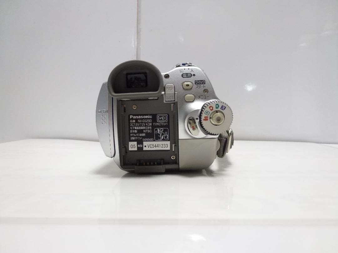 美品　動作品　Mini DV　パナソニックビデオカメラ　NV-GS250　大人気