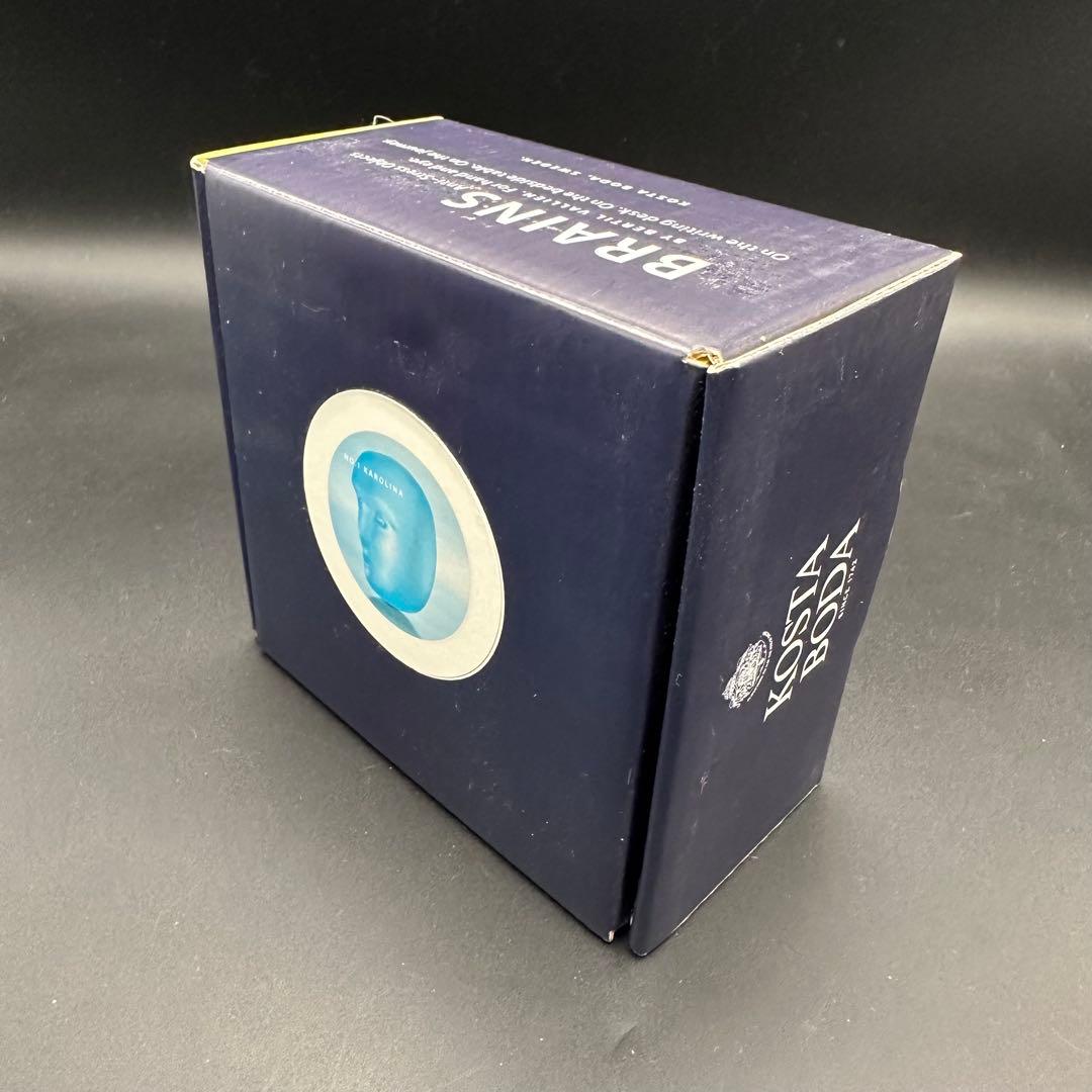 BRAINS Karolina blue青い顔の置物オブジェ