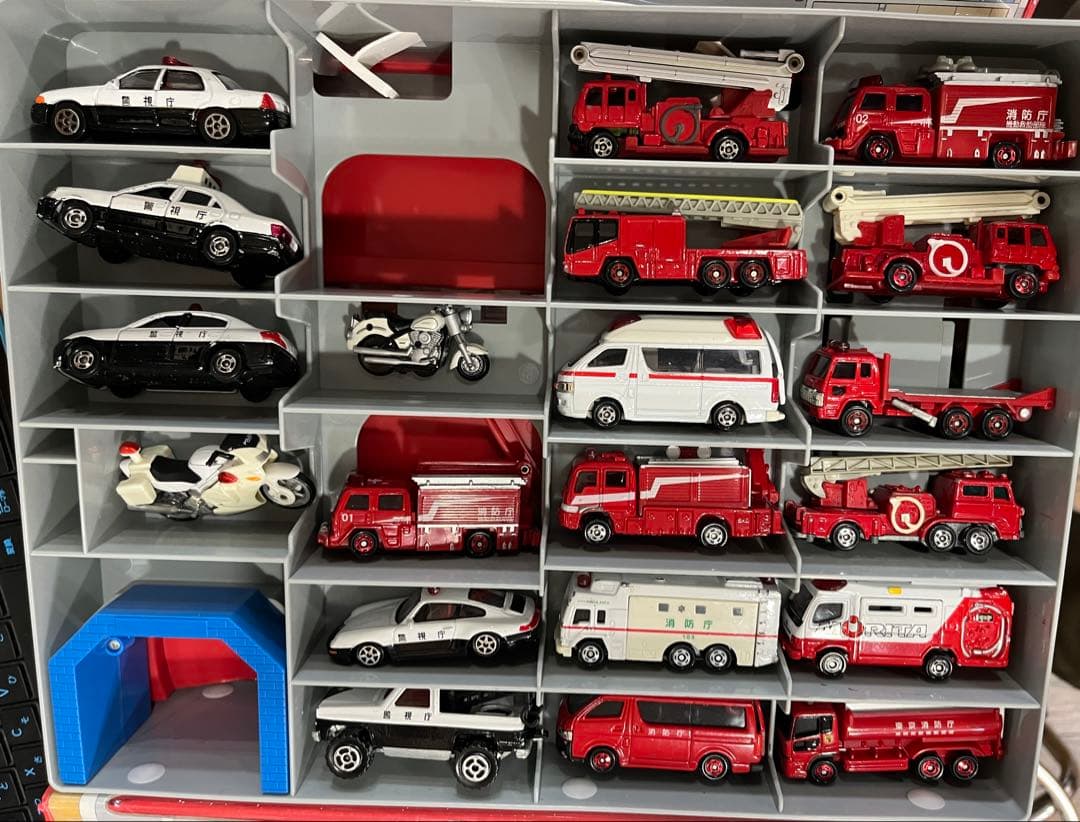 トミカ　ハイパーレスキューセット※訳あり