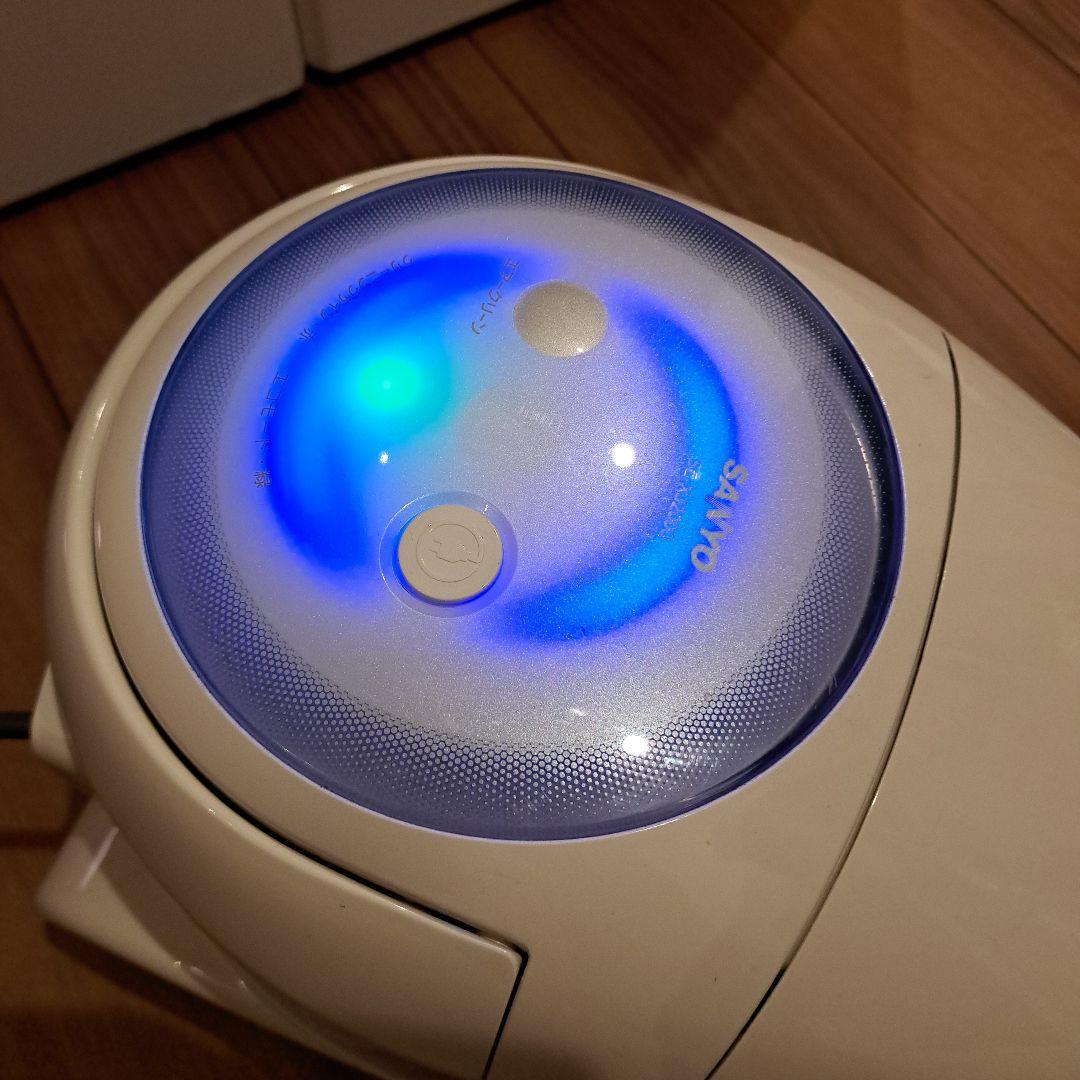 SANYO　airsis 空気清浄機能付き 掃除機