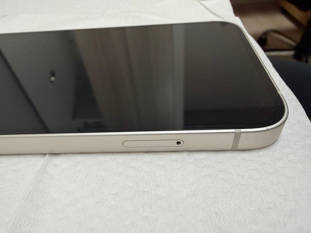 iPhone13 無印　128G スターライト