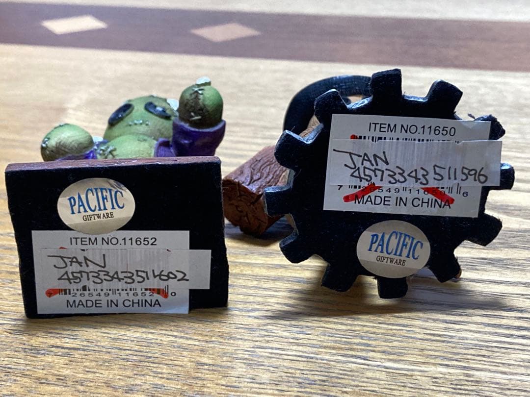 新品　Pacific Giftware ピンヘッドモンスター　2種セット