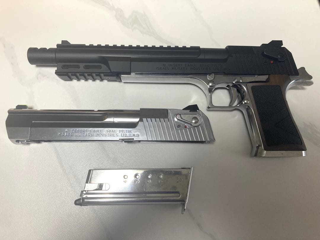 美品　ガスガン ライトニングホーク .50AE バイオハザード RE:2