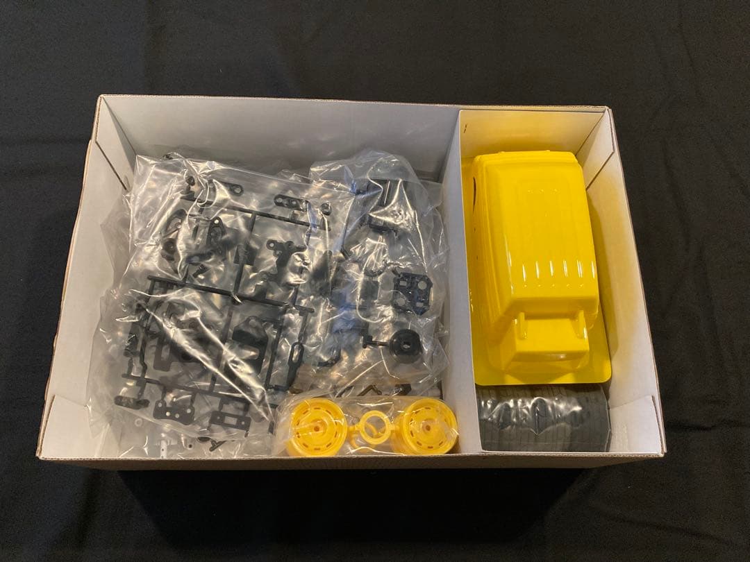 タミヤ1/24ランチボックスミニ(未組み立て)