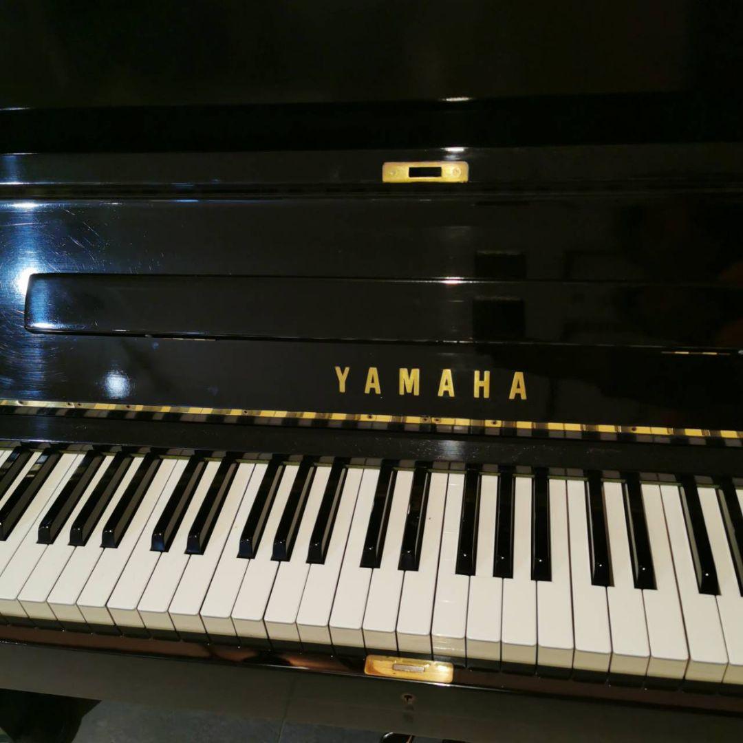 新春還元セール◇YAMAHA　アップライトピアノ　名器　NoU1　鍵盤
