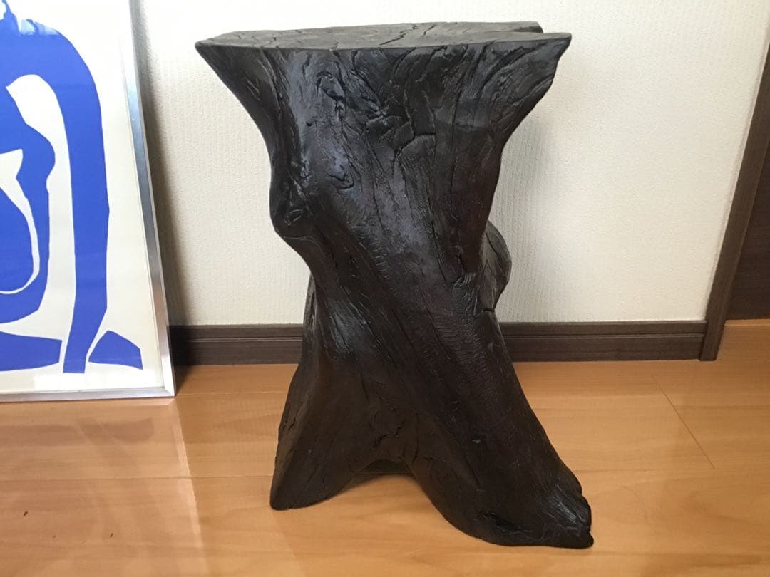 鳥海山神代欅の木製スツール 埋もれ木　自然形状　超稀少