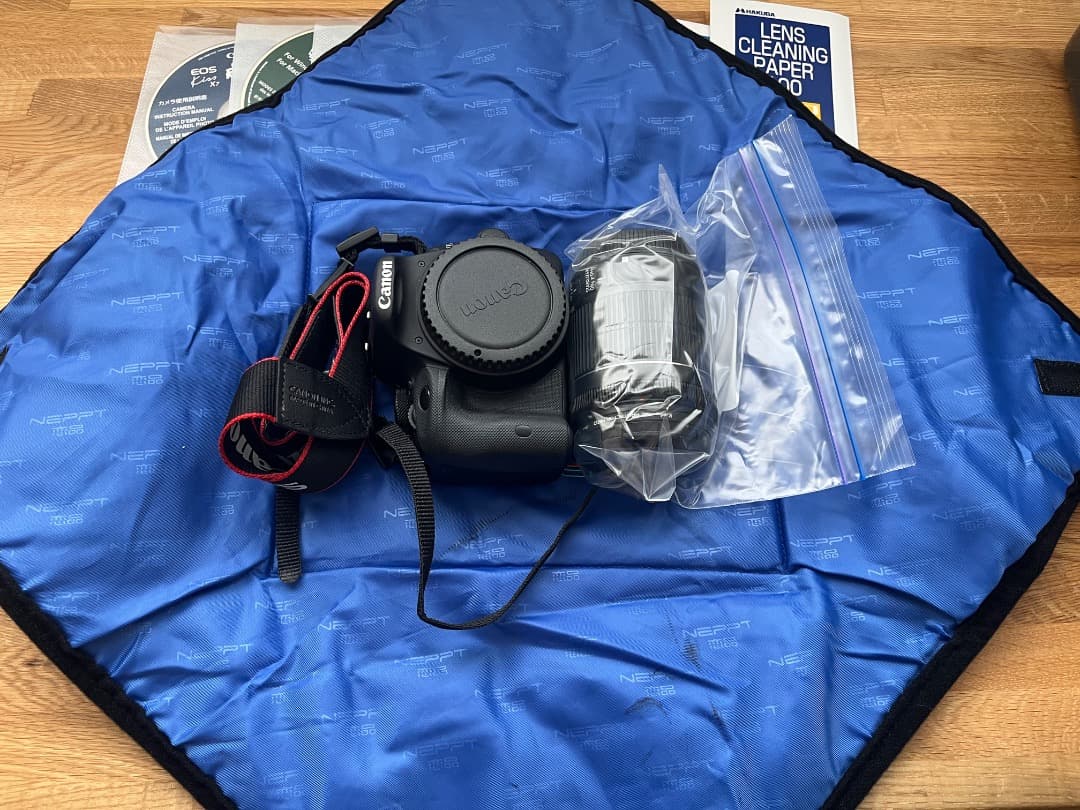 Canon EOS Kiss X7 レンズ付きセット／バッテリー2個／箱なし