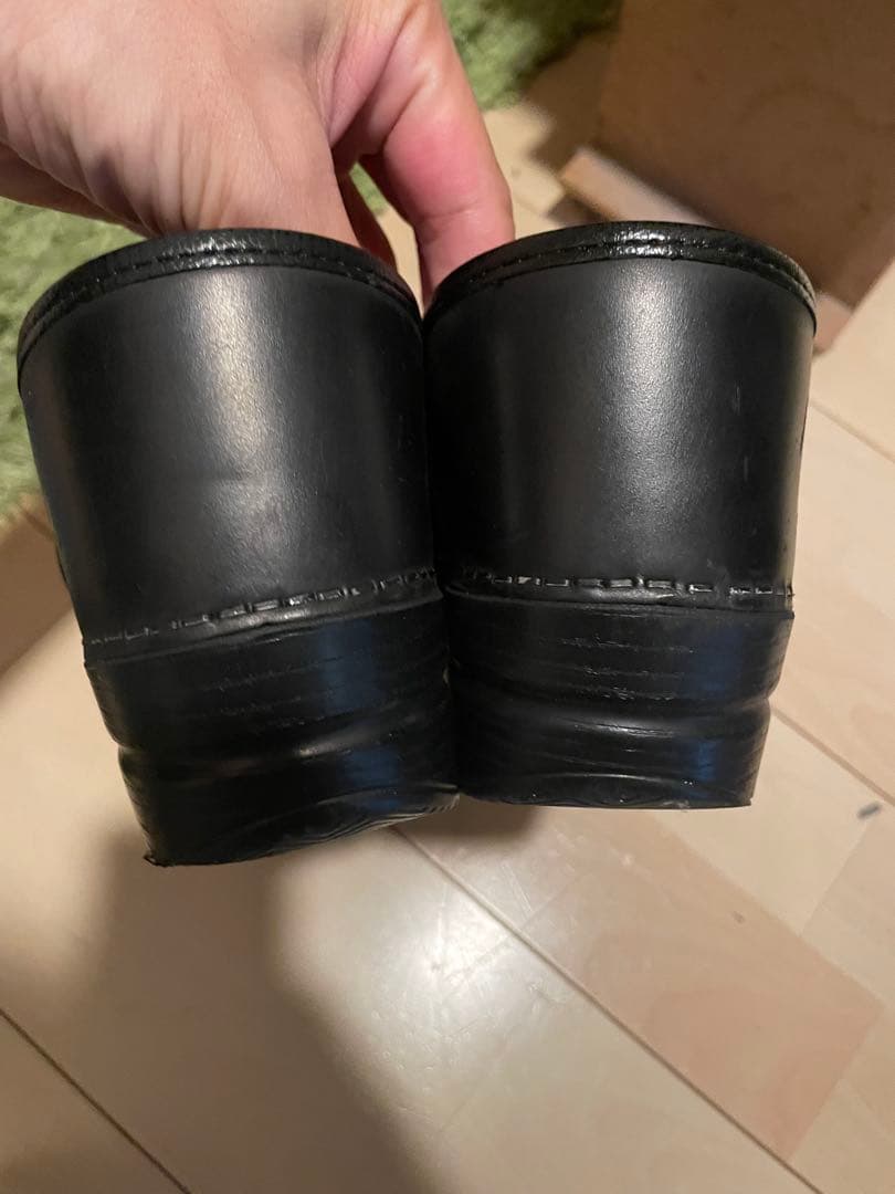 靴 dansko Professional Oiled Black 41