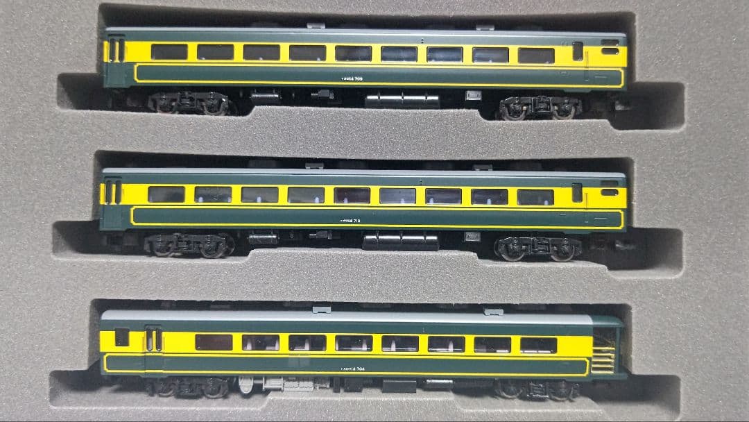 歳末セール‼️新品TOMIX92819 14-700系サロンカーなにわ⑦両セット