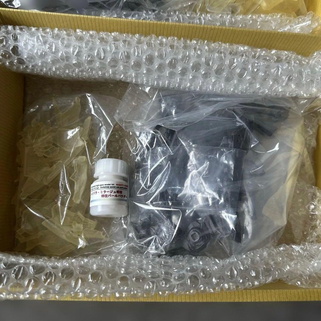 ボークスVOLKS限定正規品FSSファイブスター物語ガレージキット1/100