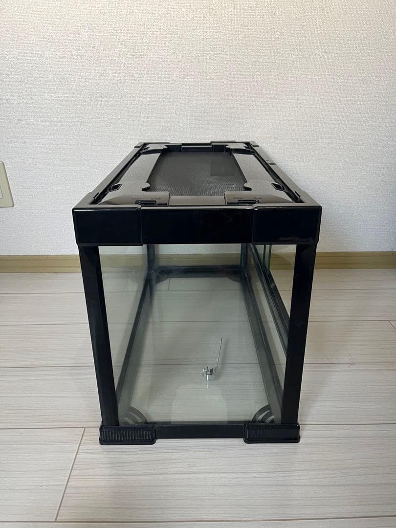 爬虫類飼育ケージ 黒