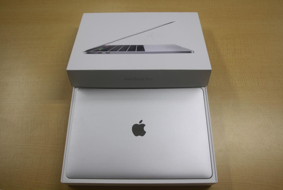 MacBook Pro 13インチ,2019/16GB/1TB