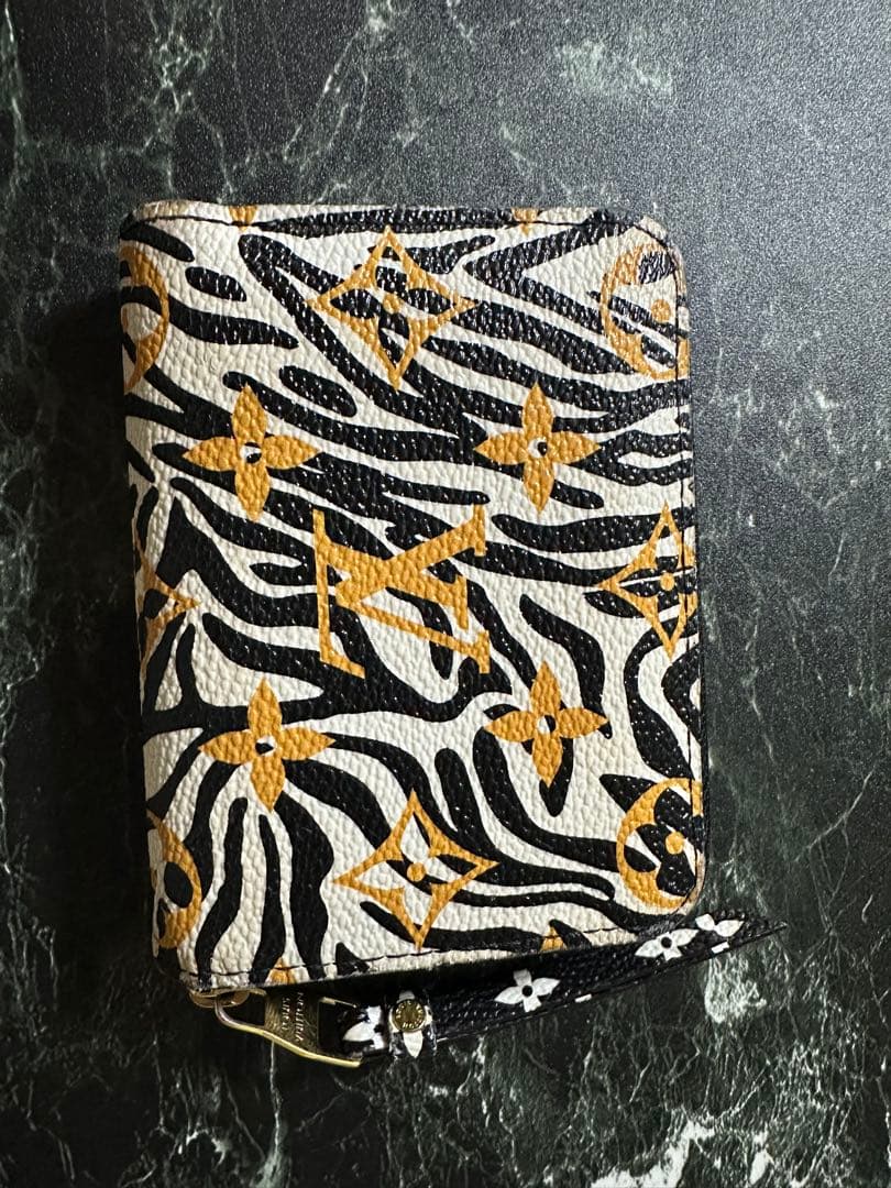 本日限定値下げ！ ルイヴィトン ジャイアント モノグラム ジッピーパース