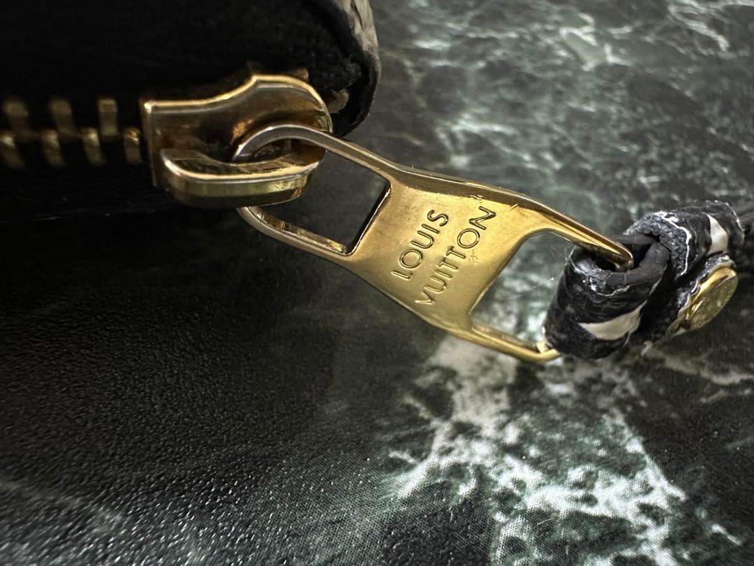 本日限定値下げ！ ルイヴィトン ジャイアント モノグラム ジッピーパース