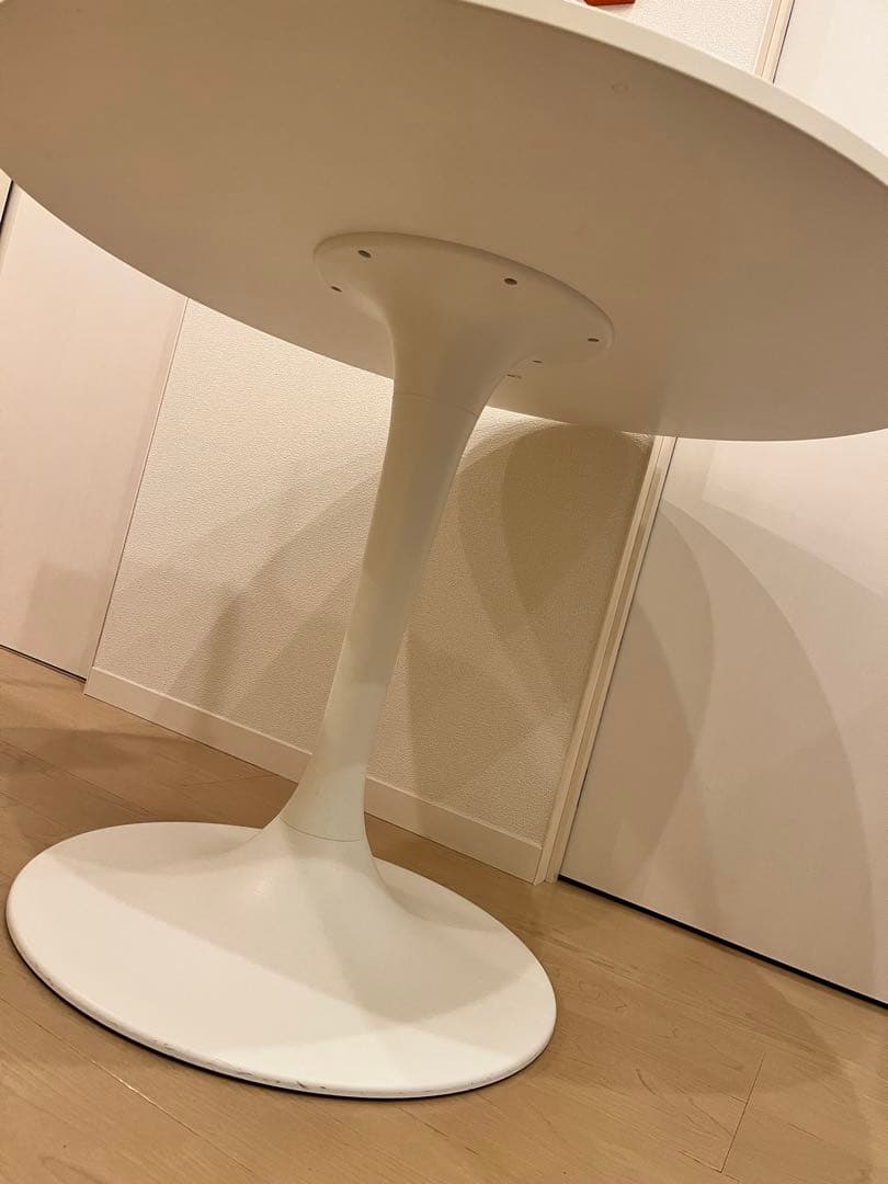 【まる】IKEA ドクスタ　ダイニングテーブル