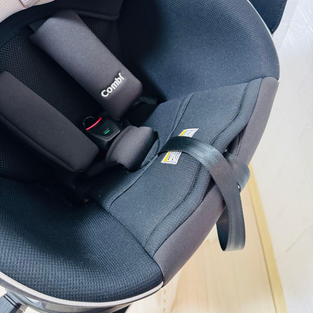 【美品】コンビチャイルドシート クルムーヴスマートisofix NEO