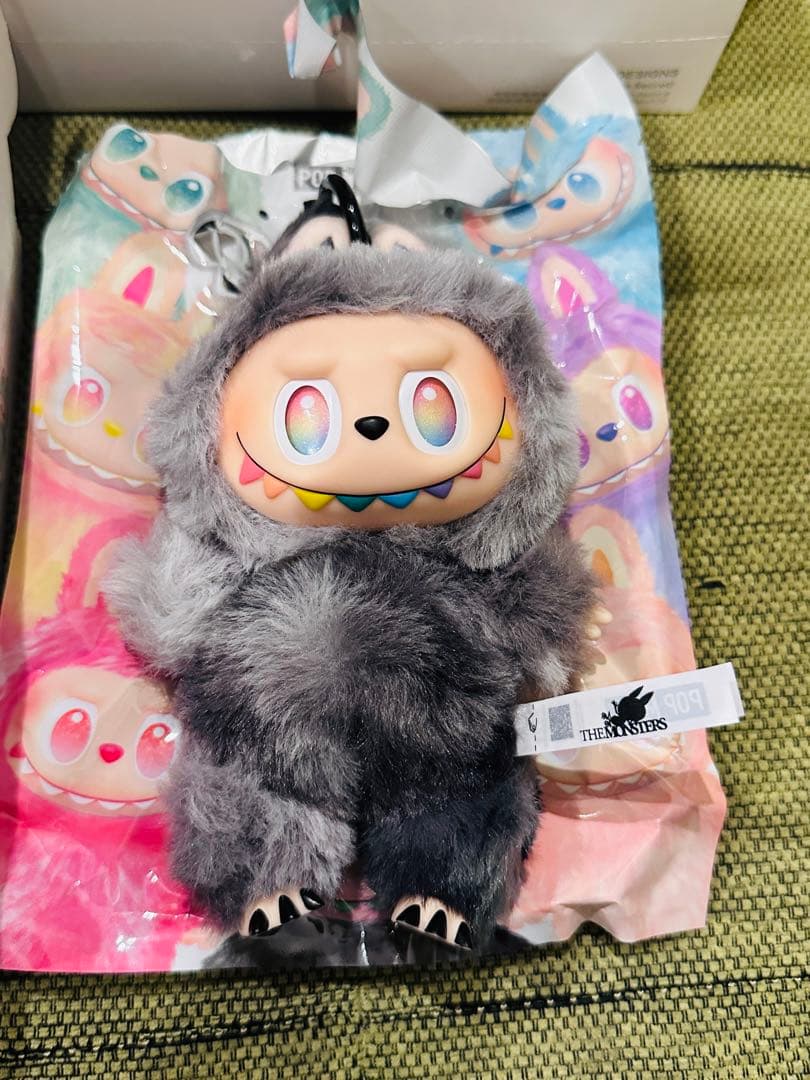 【正規品】THE MONSTERS Big into Energy ラブブID