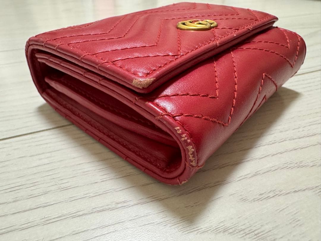 GUCCI二つ折り財布 レッド