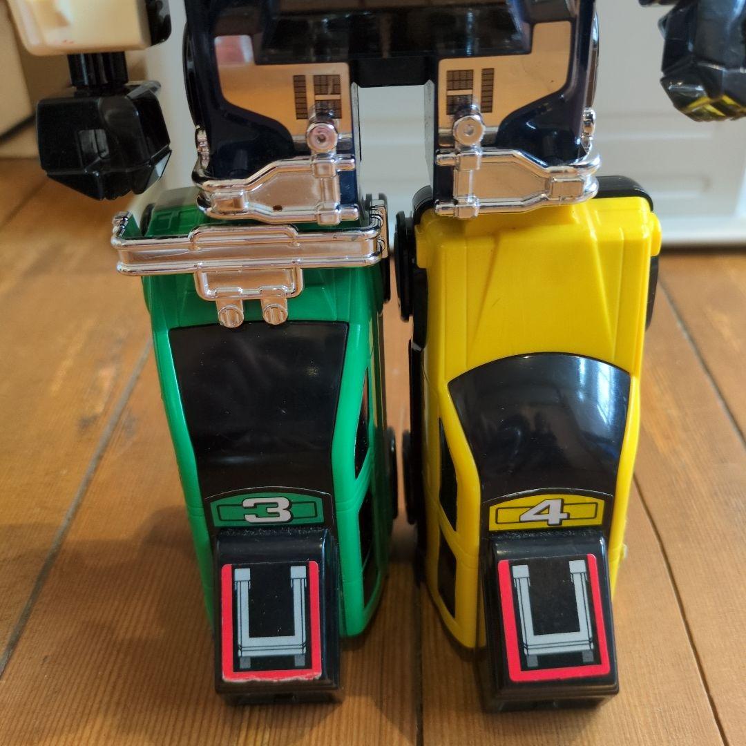 平成　激走戦隊カーレンジャー　DX　RVロボ