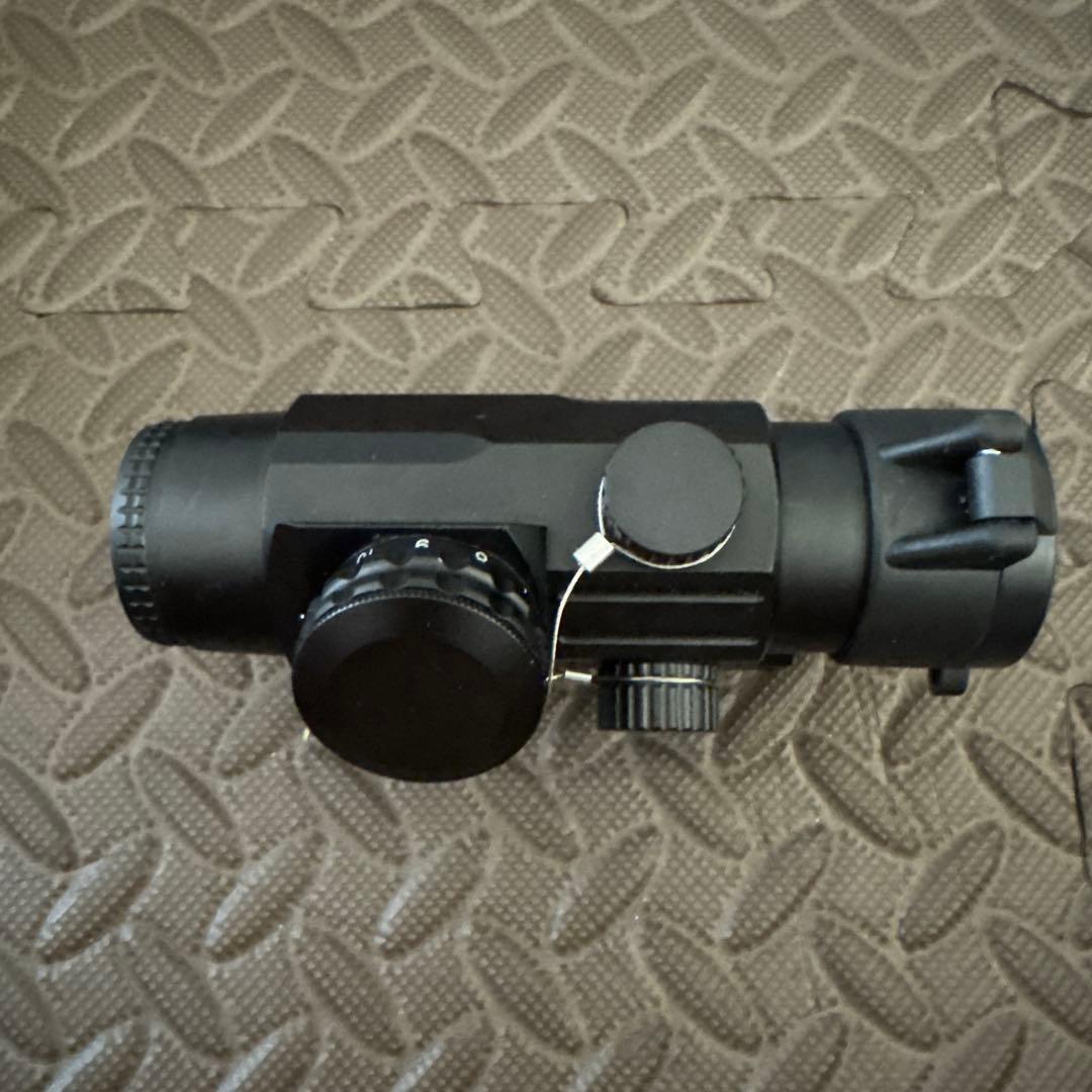 ベクターオプティクス 「キャリポス1×30」等倍プリズムサイト