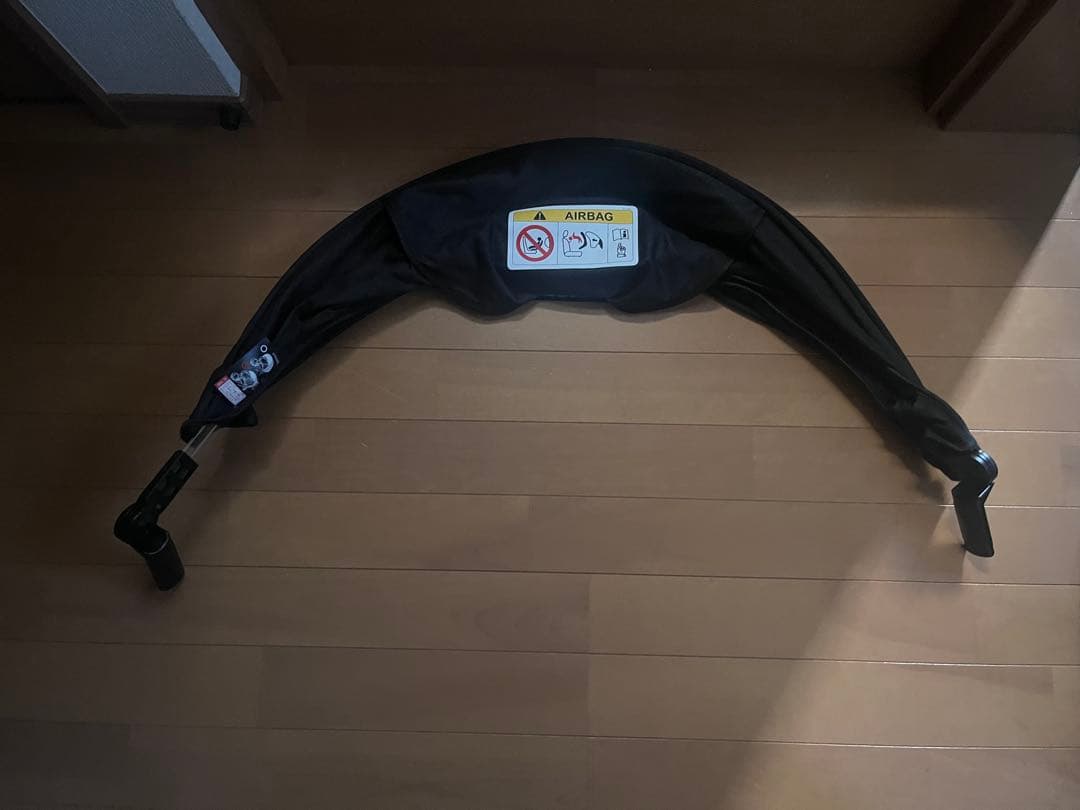 エールベベ　チャイルドシート　クルットRザ・ファースト2 パールブラック