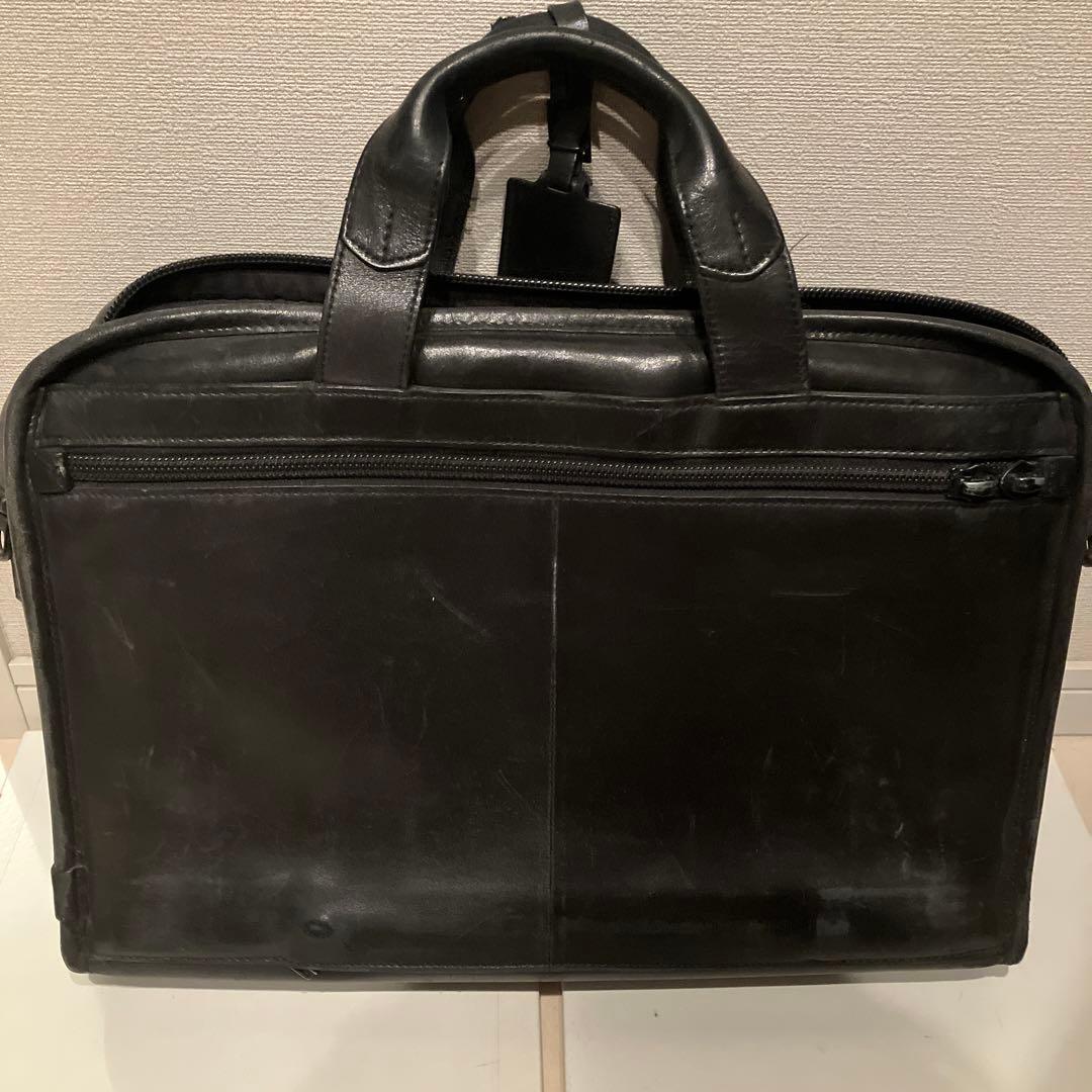 TUMI バッグ 黒　本革