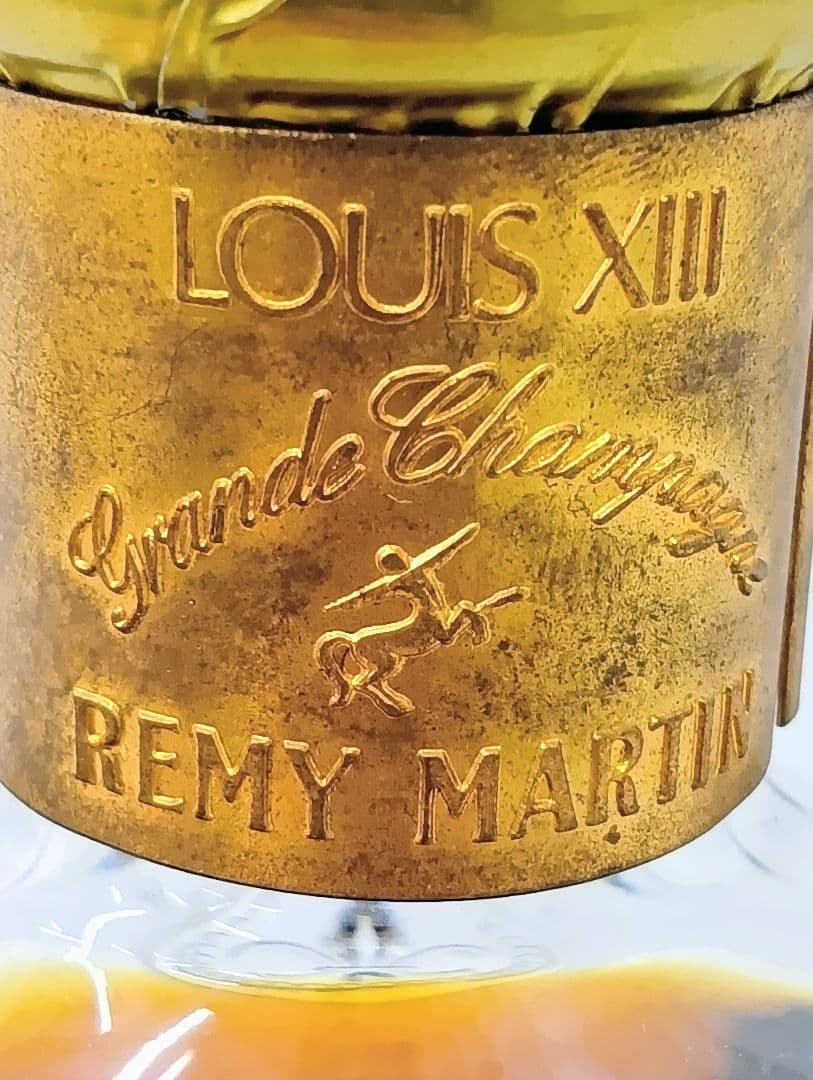 レミーマルタンの最高級コニャック「ルイ13世」 ※本体のみ　ひび割れかけなしYK
