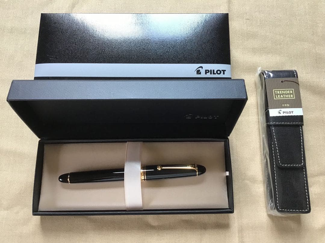 パイロット万年筆&本革製TRENDER LEATHERケース&A6サイズノート