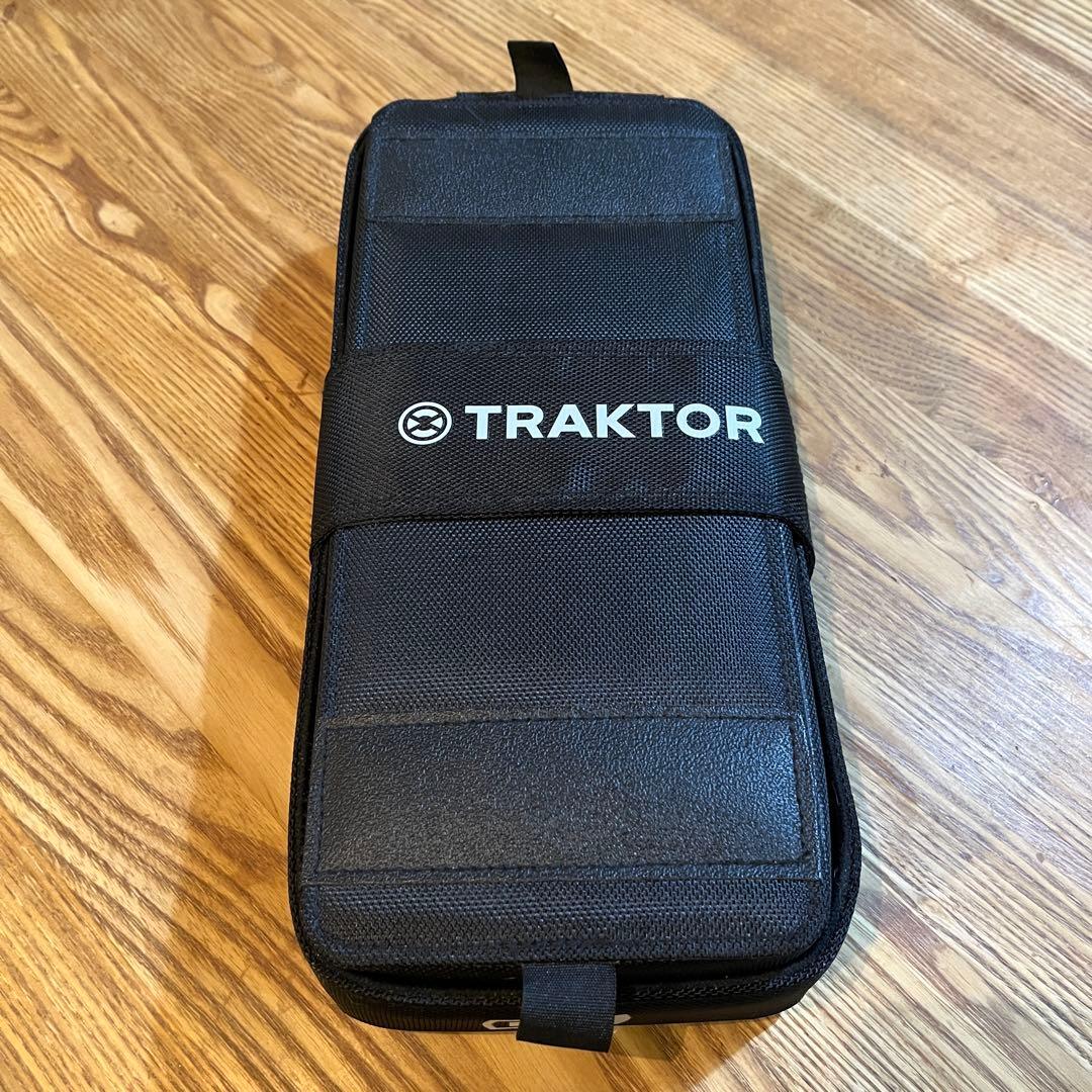 美品　TRAKTOR KONTROL Z1 専用ケース付
