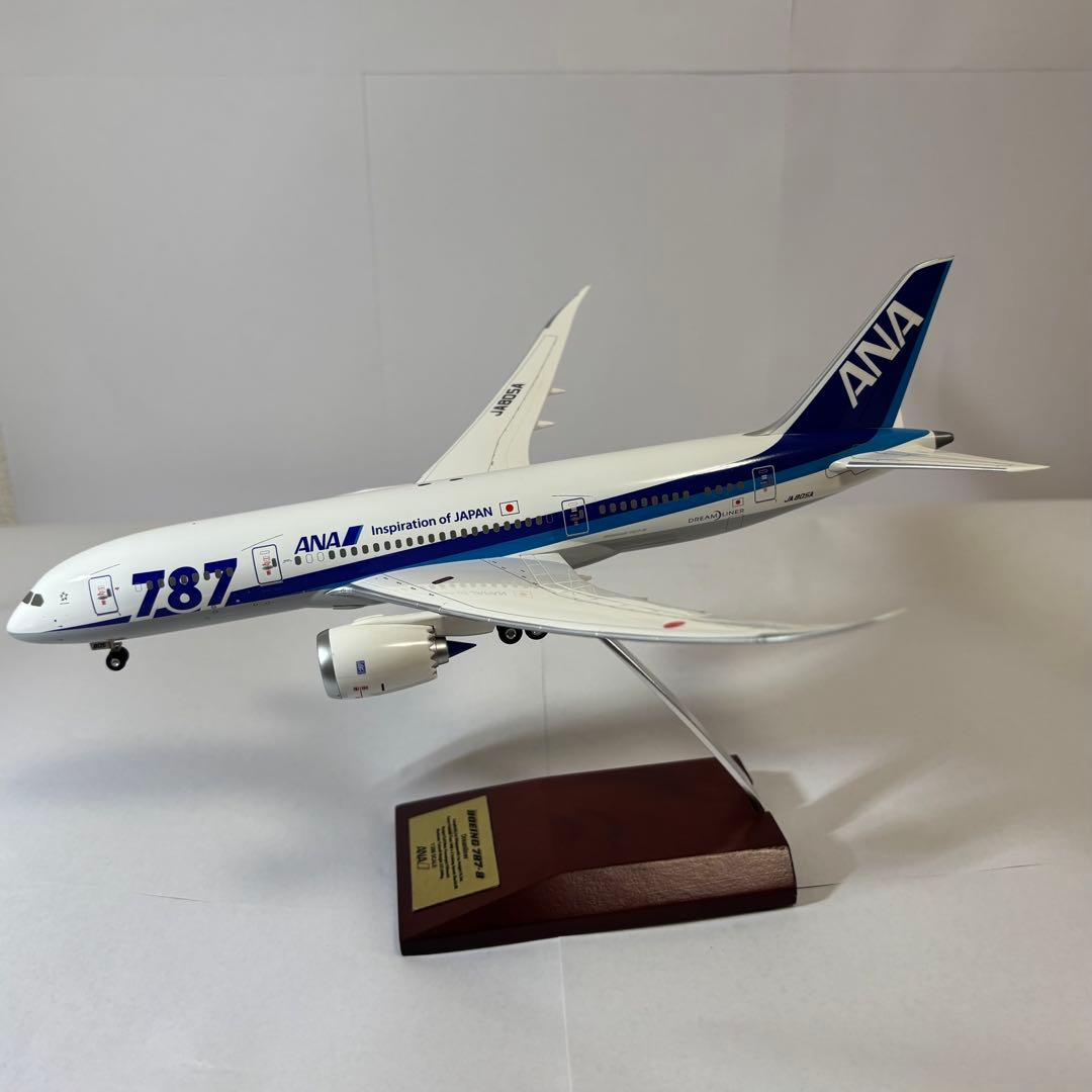 r*n様 全日空商事NH20072 787-8 JA805A 1/200